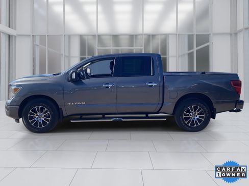 Certified 2021 Nissan Titan SV w/ SV Convenience Package image 2