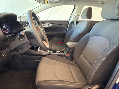 Used 2023 Kia Forte LXS FWD image 15