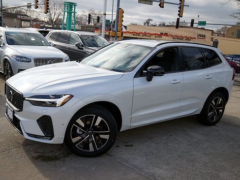 New 2026 Volvo XC60 B5 Plus w/ Climate Package image 3