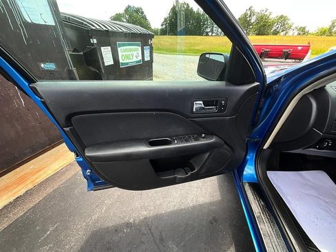 Used 2012 Ford Fusion SE FWD image 12