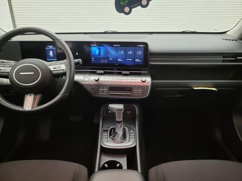 Used 2025 Hyundai Kona SEL image 39