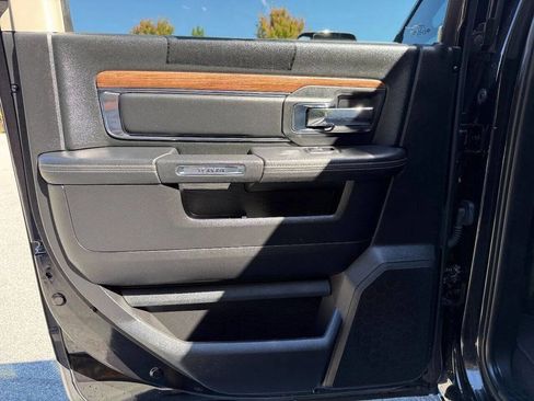 Used 2016 RAM 2500 Laramie image 16