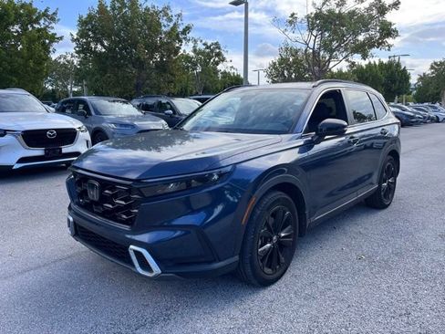 Used 2024 Honda CR-V Sport Touring image 3