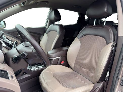 Used 2012 Hyundai Tucson GLS AWD/4WD image 2