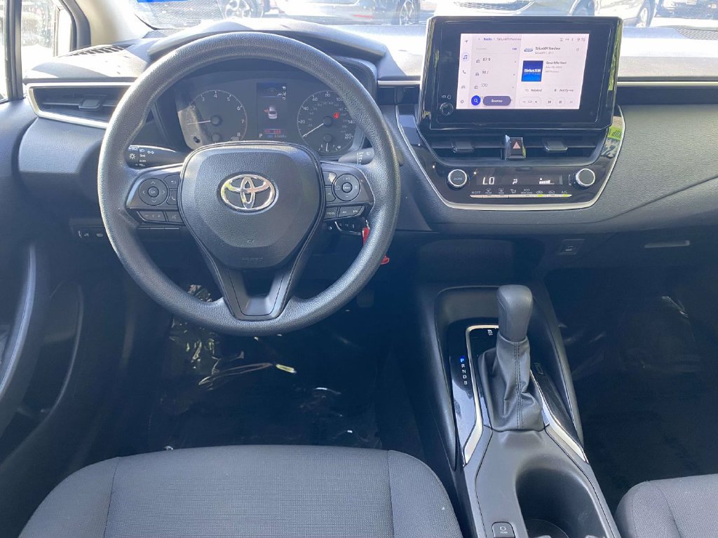 Used 2024 Toyota Corolla LE FWD image 9