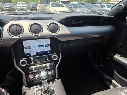 Used 2020 Ford Mustang Premium RWD image 17