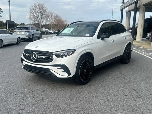 New 2026 Mercedes-Benz GLC 300 image 3