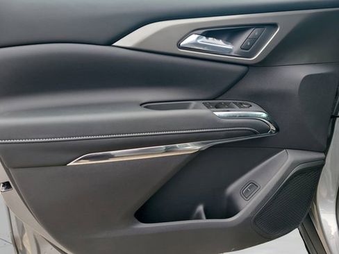New 2026 Chevrolet Traverse LT w/ Midnight/Sport Edition FWD image 19