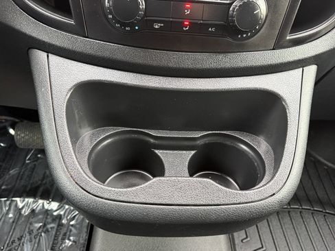 Used 2019 Mercedes-Benz Metris w/ Driver Comfort Package image 37