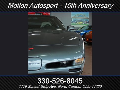 Used 2004 Chevrolet Corvette Coupe w/ Preferred Equipment Group RWD image 6