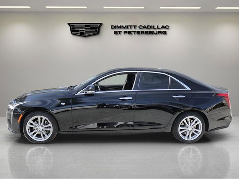 Used 2023 Cadillac CT4 Luxury image 2