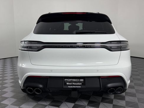 Certified 2026 Porsche Macan AWD/4WD image 10