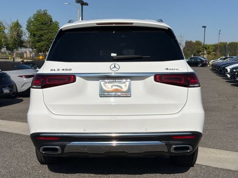 Used 2023 Mercedes-Benz GLS 450 4MATIC image 9