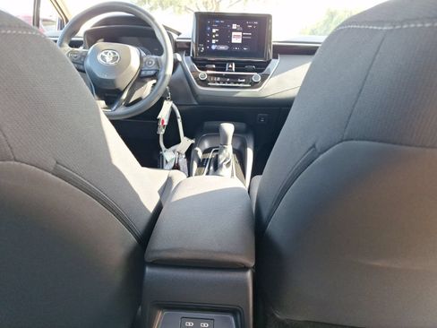 Used 2026 Toyota Corolla LE FWD image 31
