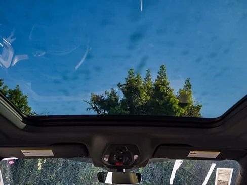 New 2025 Audi Q5 Premium Plus image 18