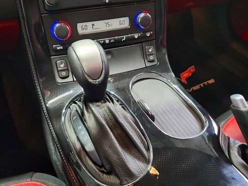 Used 2009 Chevrolet Corvette Coupe w/ Preferred Equipment Group RWD image 37