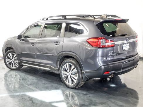 Used 2022 Subaru Ascent Limited w/ Technology Package AWD/4WD image 9