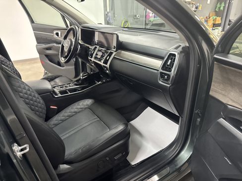 Used 2022 Kia Sorento SX Prestige image 37