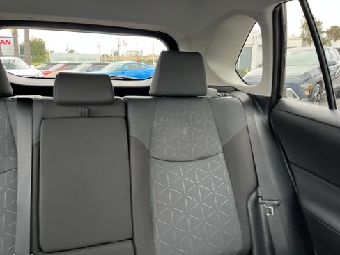 Used 2025 Toyota RAV4 XLE image 37