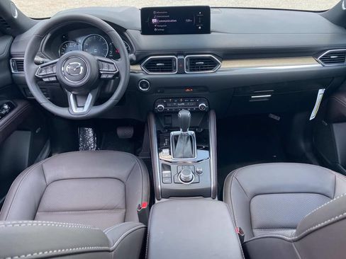 New 2025 MAZDA CX-5 Signature image 25