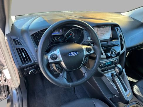 Used 2012 Ford Focus SEL FWD image 17