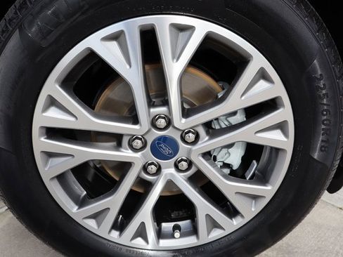 Used 2022 Ford Escape SEL image 49