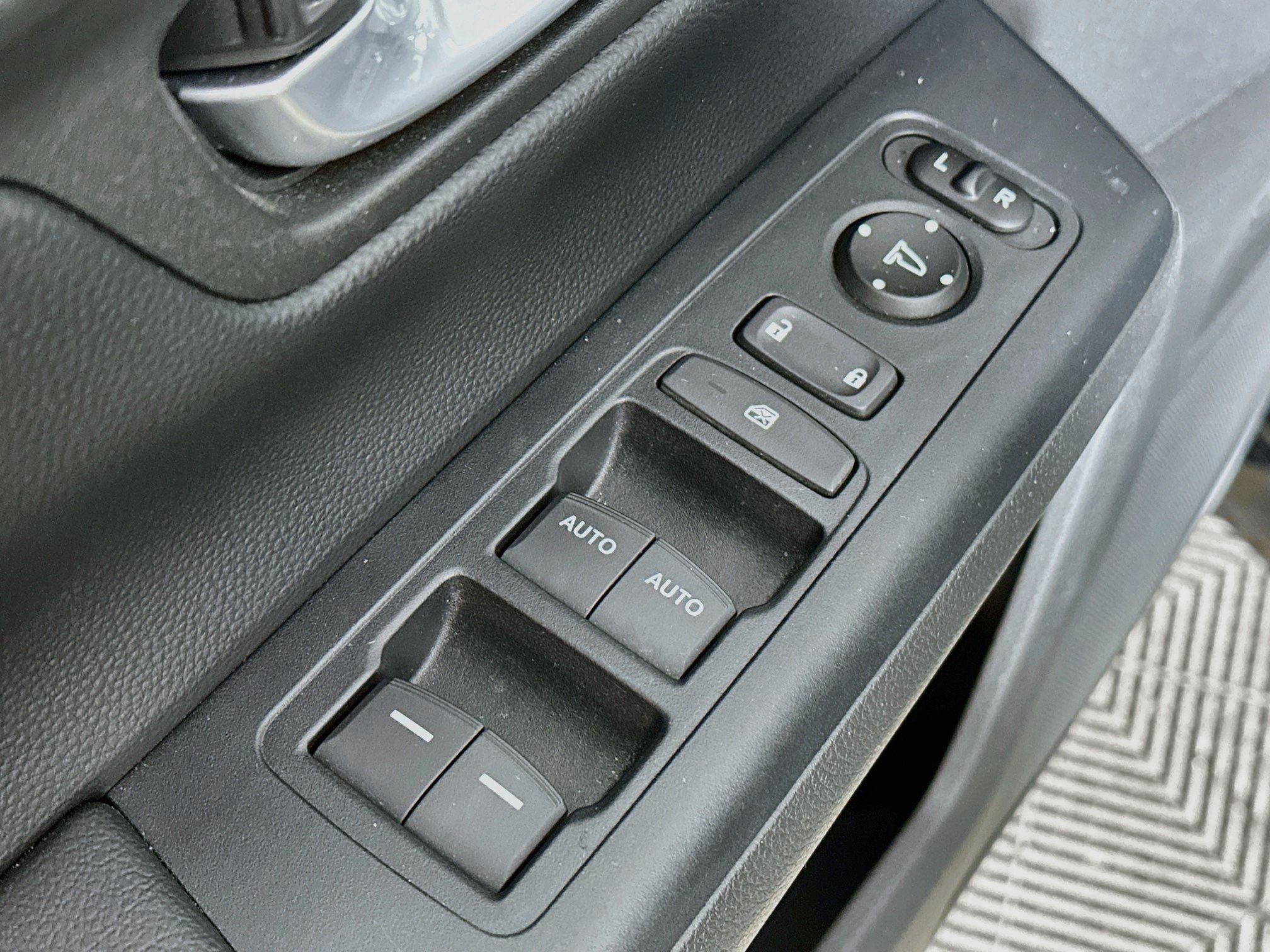 Certified 2024 Honda CR-V EX image 17