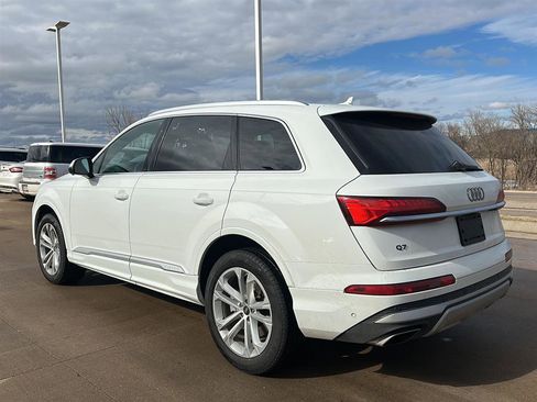 Used 2025 Audi Q7 3.0T Premium Plus image 9