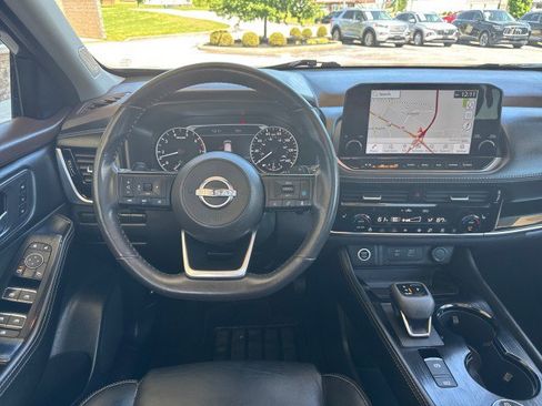 Used 2023 Nissan Rogue SL w/ SL Premium Package AWD/4WD image 8