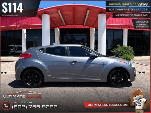 Used 2015 Hyundai Veloster FWD image 5
