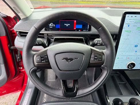 Used 2022 Ford Mustang Mach-E Premium image 20