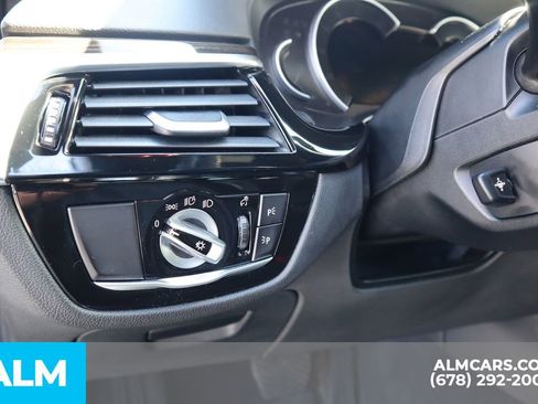 Used 2019 BMW 530e image 18