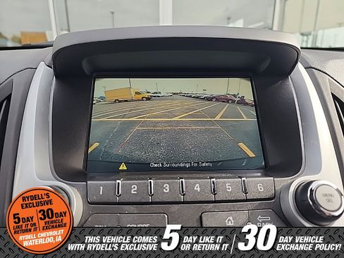 Used 2017 Chevrolet Equinox LS image 27