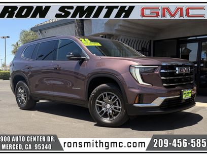 Used 2025 GMC Acadia Elevation
