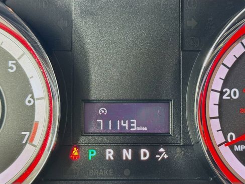 Used 2019 Dodge Grand Caravan SXT image 13