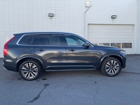 Used 2021 Volvo XC90 T5 Momentum w/ Protection Package image 5