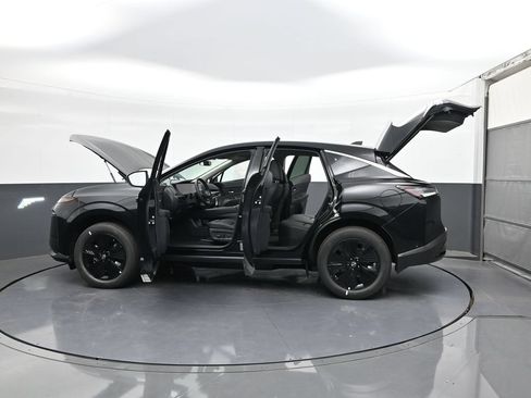 Used 2025 Nissan Murano SV FWD image 34