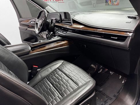 Used 2022 Cadillac Escalade Sport Platinum w/ Heavy-Duty Trailer Package image 58