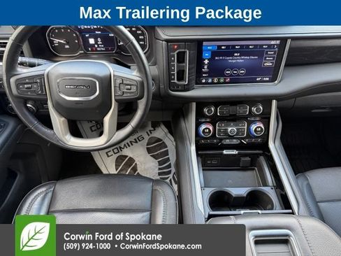 Used 2021 GMC Yukon XL Denali w/ Advanced Technology Package AWD/4WD image 3
