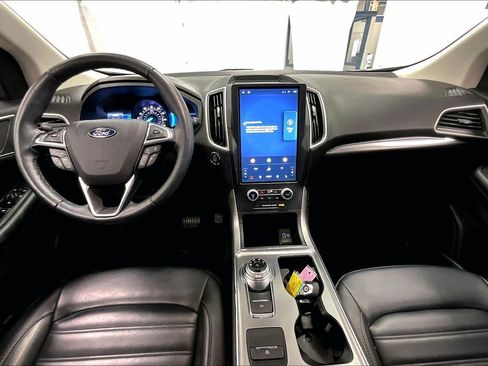 Used 2022 Ford Edge SEL w/ Convenience Package image 14