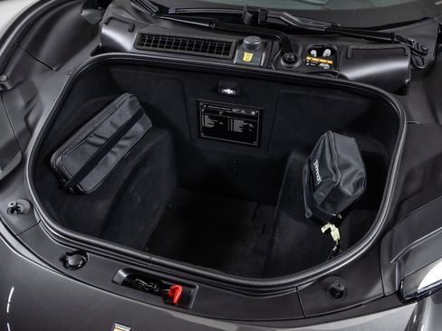 Used 2023 Ferrari 296 GTS RWD image 9