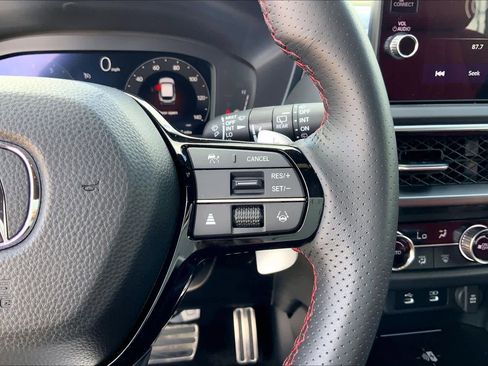 Used 2025 Acura ADX A-Spec image 25