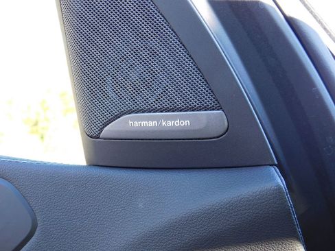 Used 2022 BMW X7 xDrive40i w/ Premium Package image 33