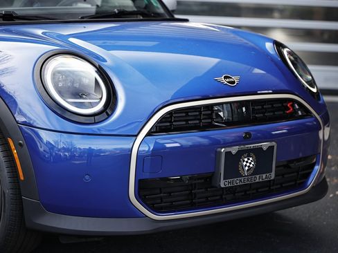 New 2026 MINI Cooper S image 2