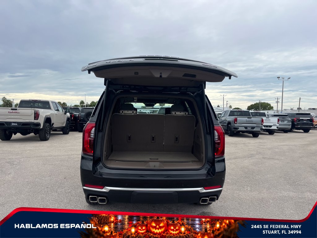 New 2027 GMC Yukon Denali w/ Denali Reserve Package AWD/4WD image 17