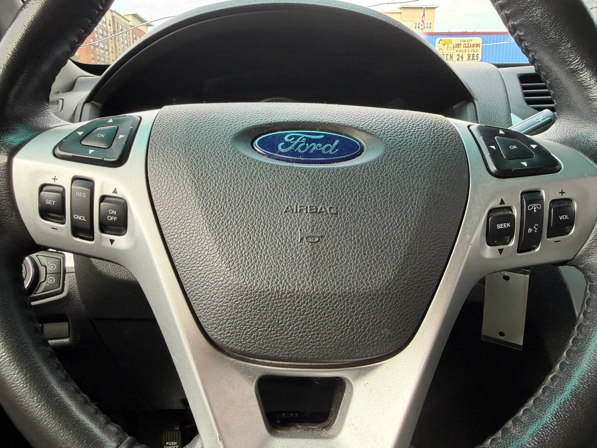 Used 2012 Ford Explorer XLT AWD/4WD image 16