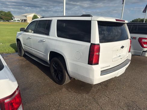 Used 2016 Chevrolet Suburban LTZ AWD/4WD image 2