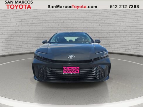 New 2026 Toyota Camry Hybrid AWD/4WD image 2