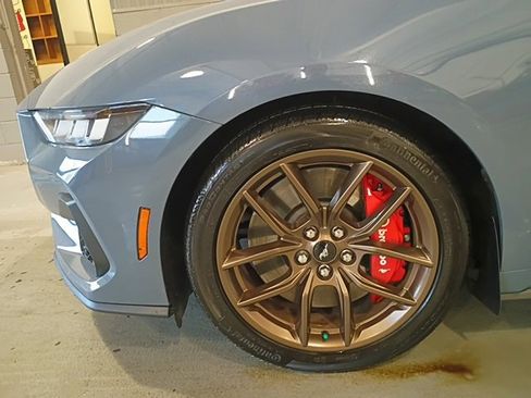 Used 2024 Ford Mustang GT Premium image 22