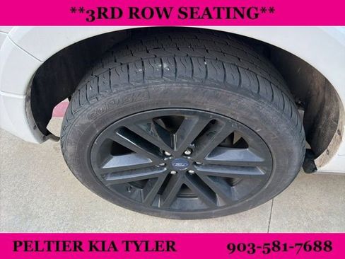 Used 2015 Ford Expedition Platinum image 5